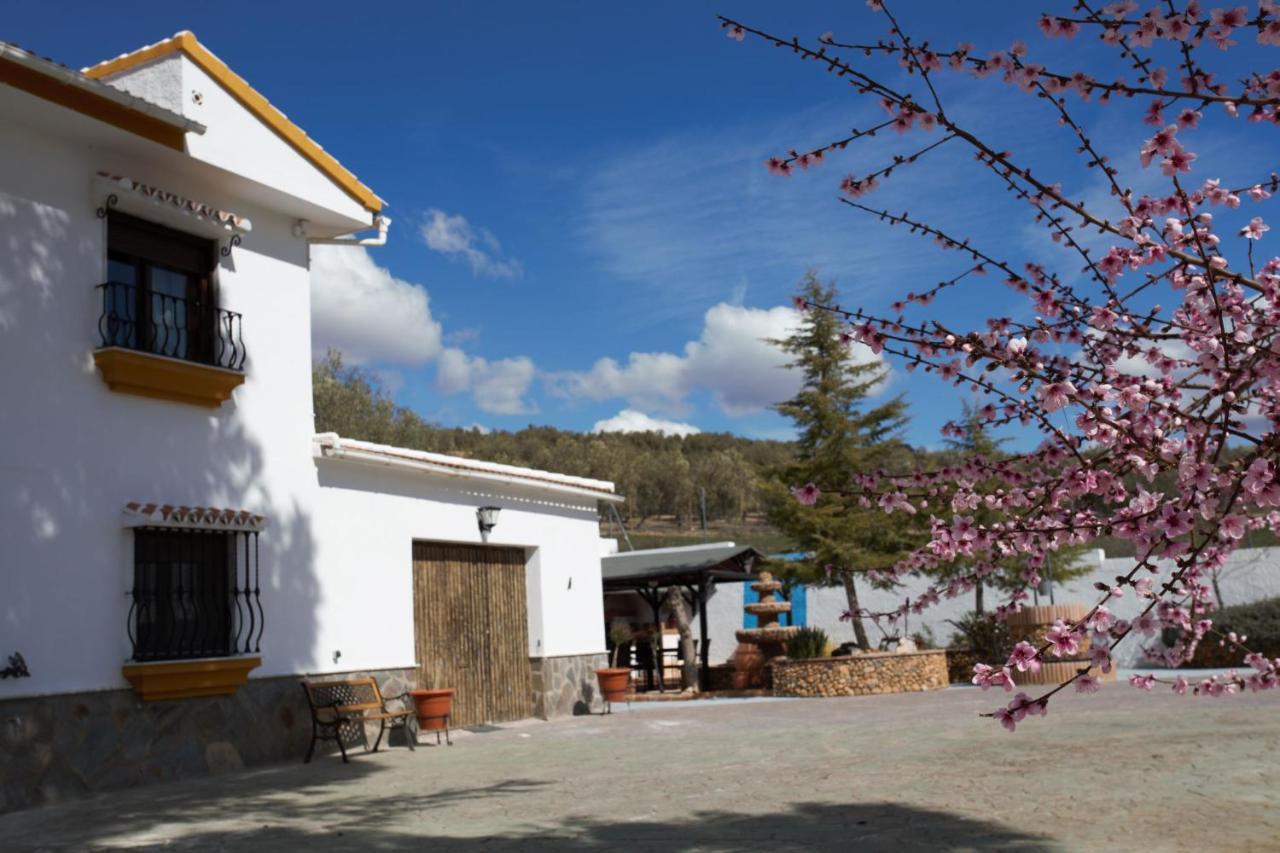 Casa De Las Montanas บิยานูเอวาเดลตราบูโก ภายนอก รูปภาพ